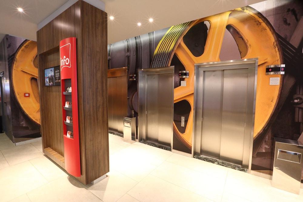Hotel ibis Buenos Aires Obelisco Exterior foto